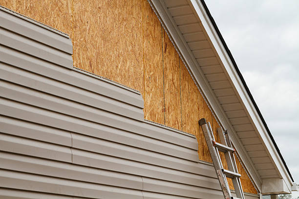 24/7 Emergency Storm Damage Siding Repair experts in White Plains, VA